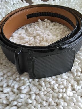 🚨B2G1 BULLIANT Black Leather Buckled Belt